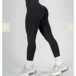 Paragon Fitwear Original Sculptseam Legging 
Naked, Black